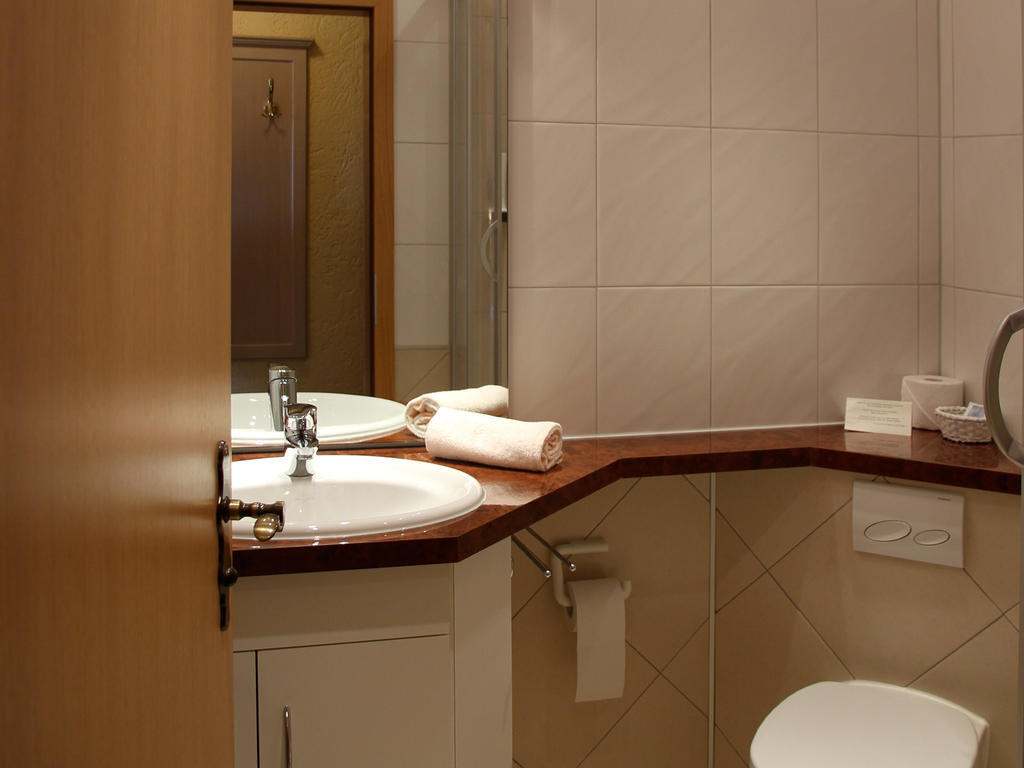 Gasthof-Hotel Dilger Rattenberg Habitación foto